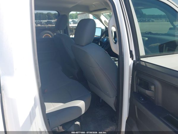 2019 RAM 1500 CLASSIC TRADESMAN  4X2 6'4 BOX