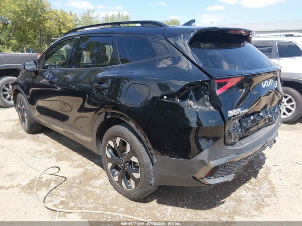 2023 KIA SPORTAGE X-LINE — I3