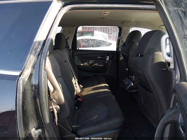 2016 CHEVROLET TRAVERSE 1LT — I8