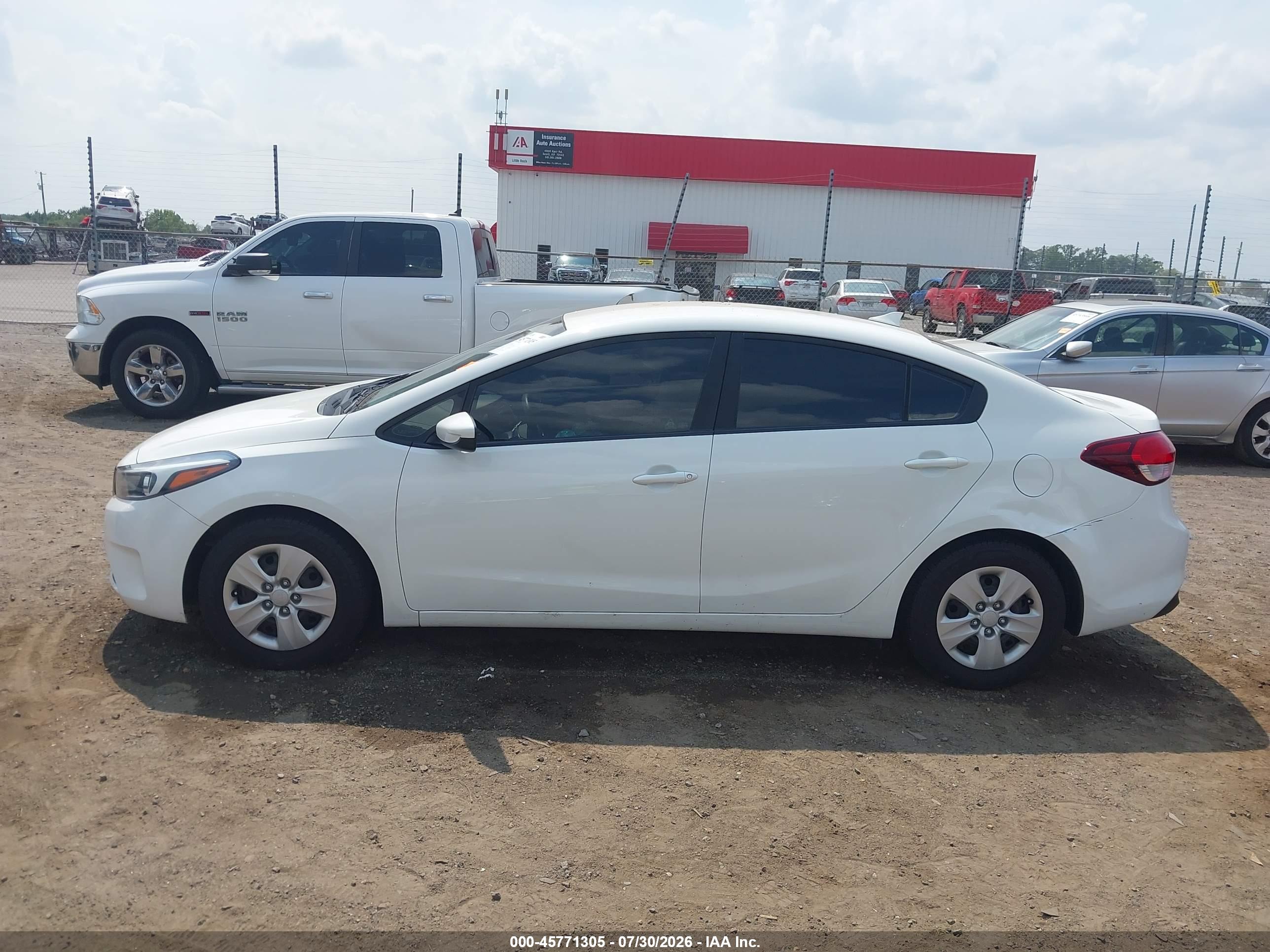 2017 KIA FORTE LX