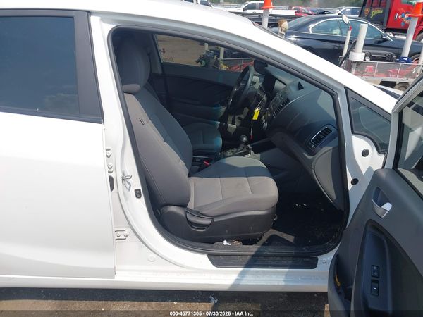 2017 KIA FORTE LX