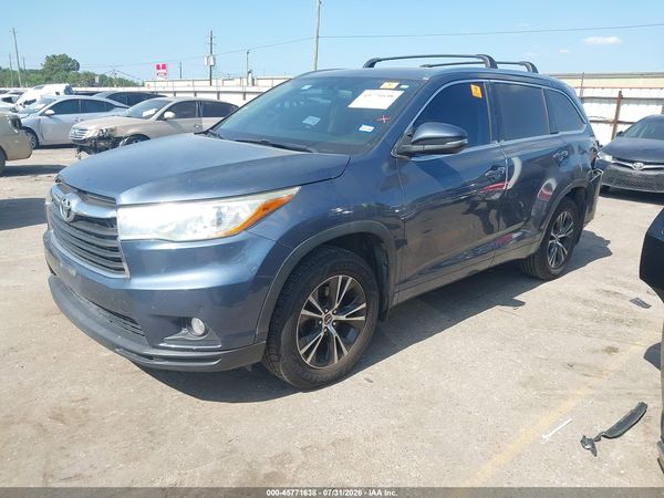 2016 TOYOTA HIGHLANDER XLE V6