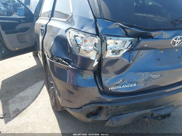 2016 TOYOTA HIGHLANDER XLE V6