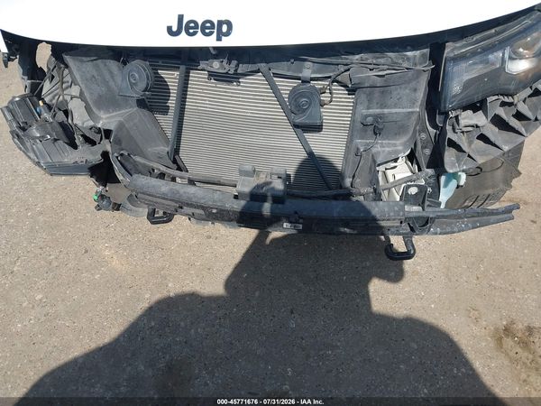 2019 JEEP GRAND CHEROKEE UPLAND 4X2