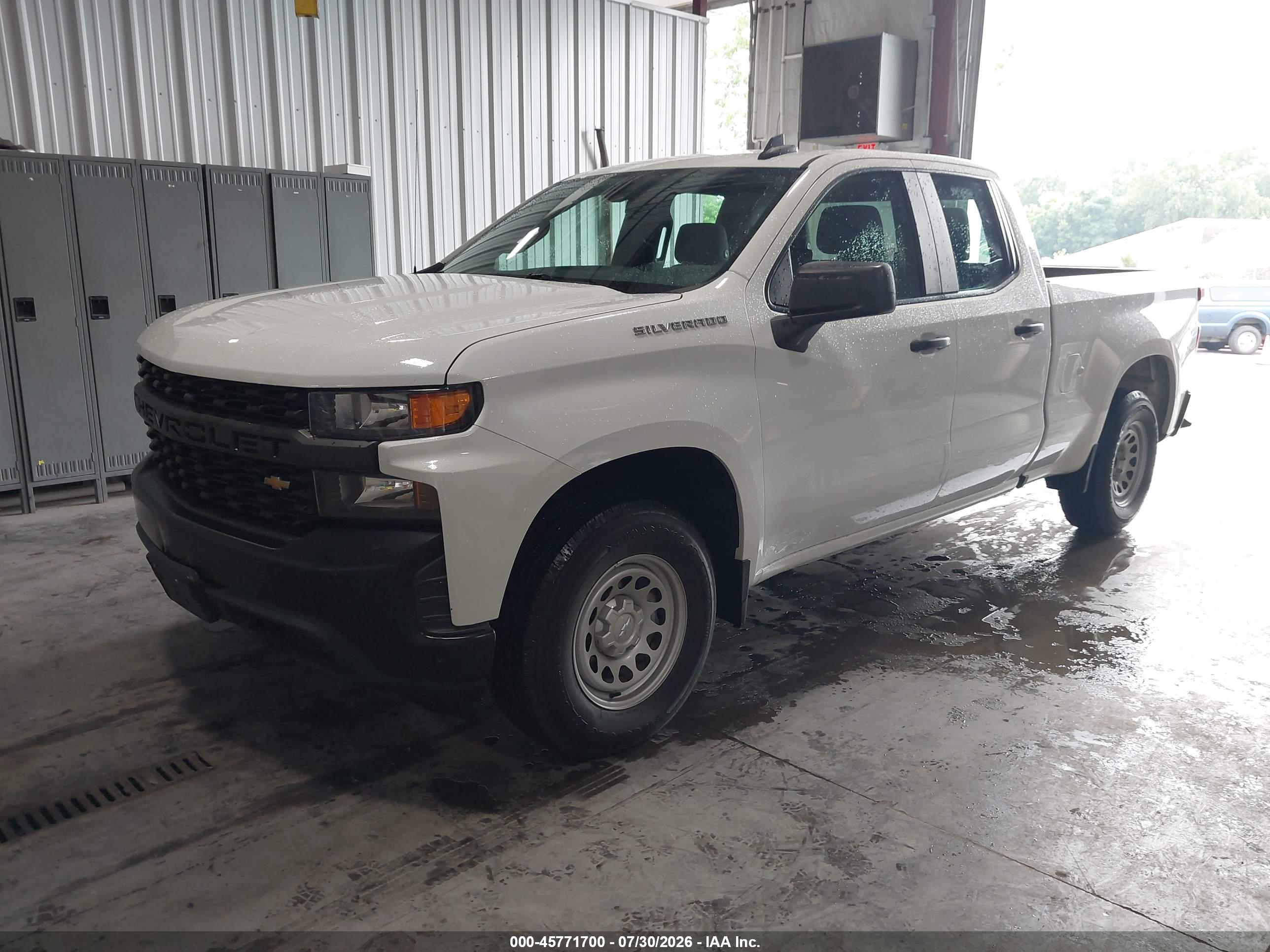 2020 CHEVROLET SILVERADO 1500 4WD  STANDARD BED WT — I2