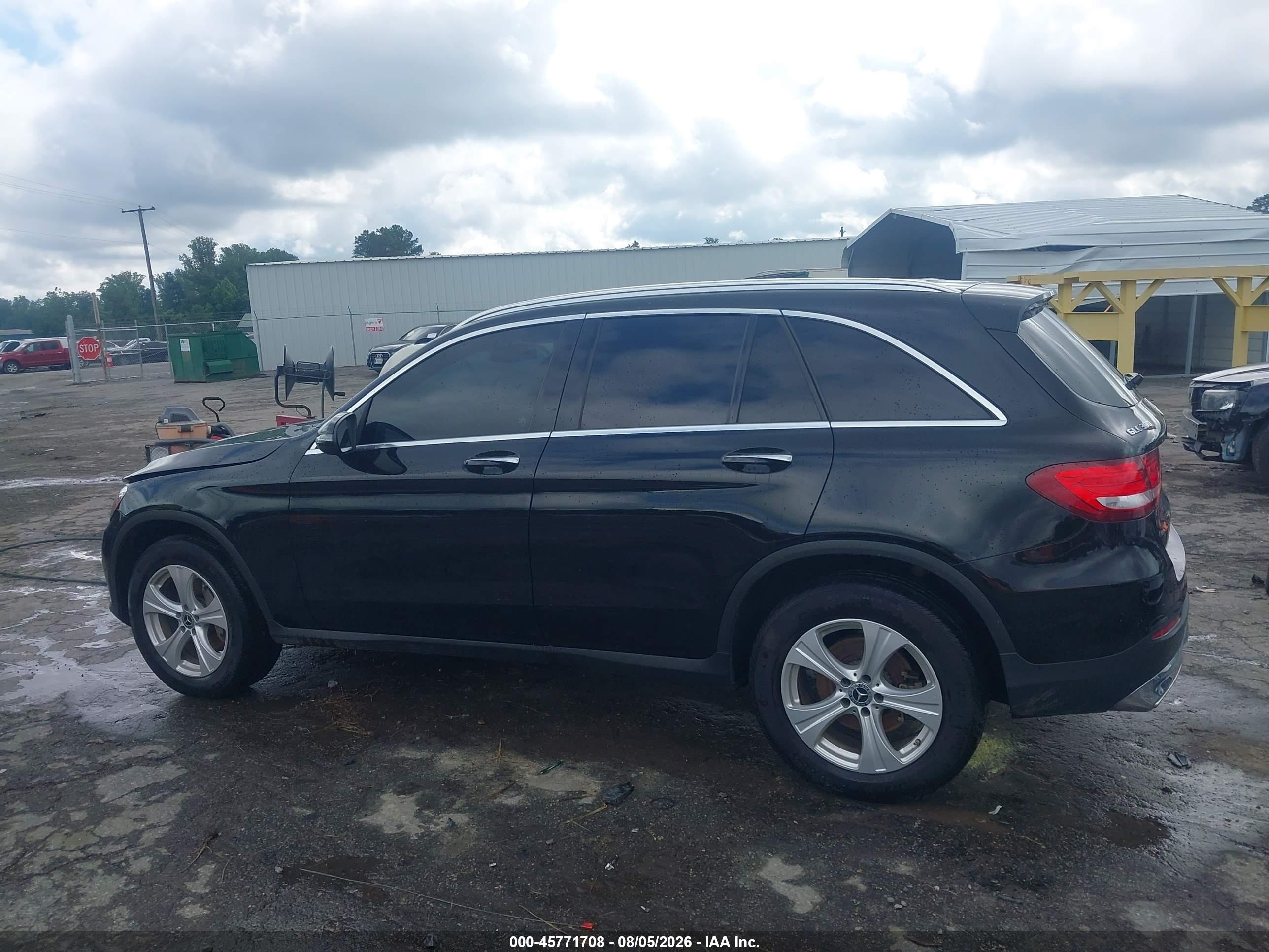 2018 MERCEDES-BENZ GLC 300 4MATIC