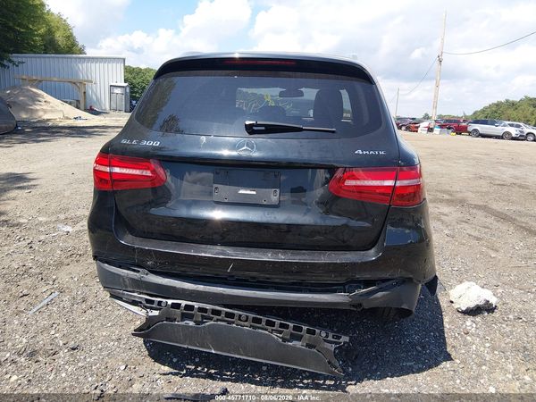 2018 MERCEDES-BENZ GLC 300 4MATIC