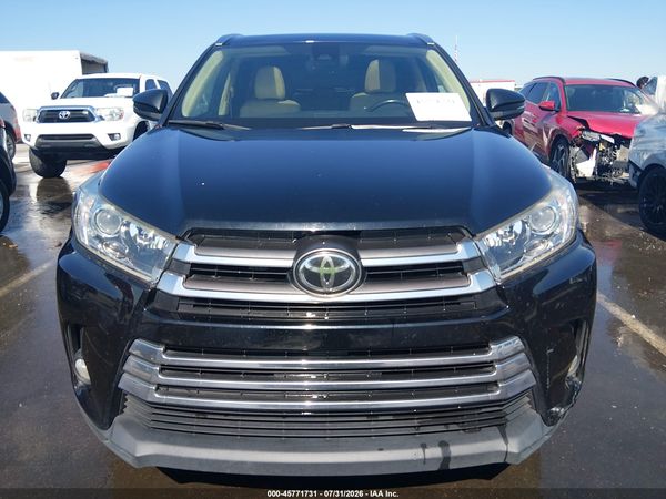 2017 TOYOTA HIGHLANDER LIMITED