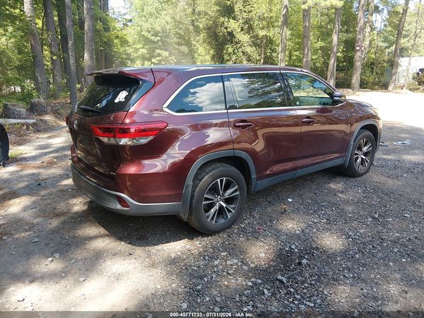 2019 TOYOTA HIGHLANDER LE