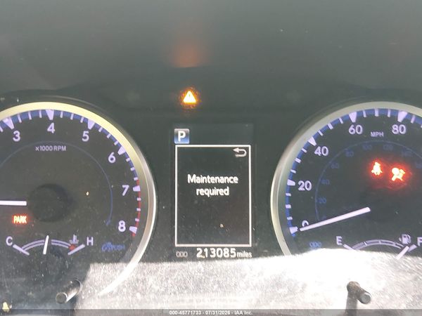 2019 TOYOTA HIGHLANDER LE