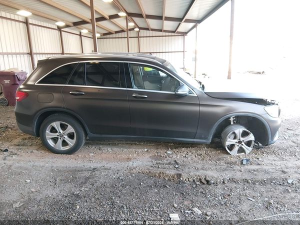2016 MERCEDES-BENZ GLC 300 GLC300