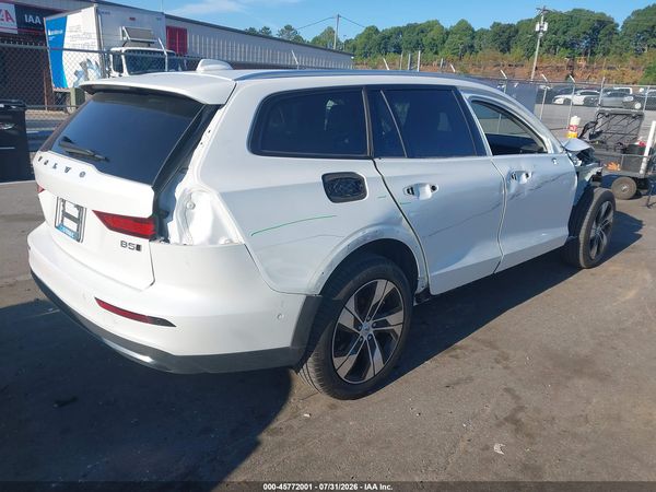 2025 VOLVO V60 CROSS COUNTRY