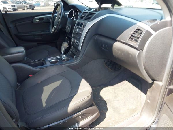 2012 CHEVROLET TRAVERSE LT W/1LT — I5