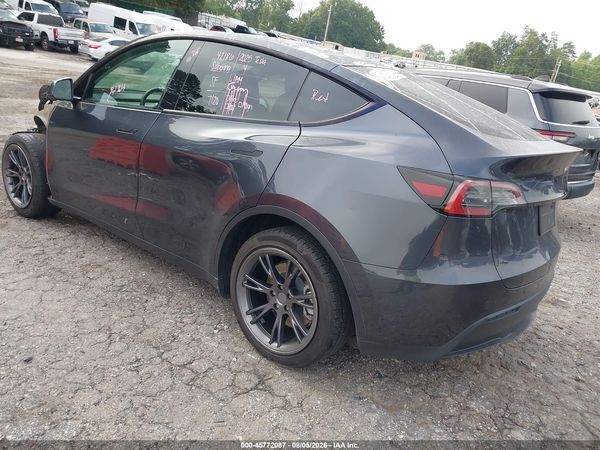 2025 TESLA MODEL Y