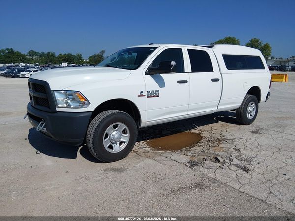 2017 RAM 3500 TRADESMAN  4X4 8' BOX