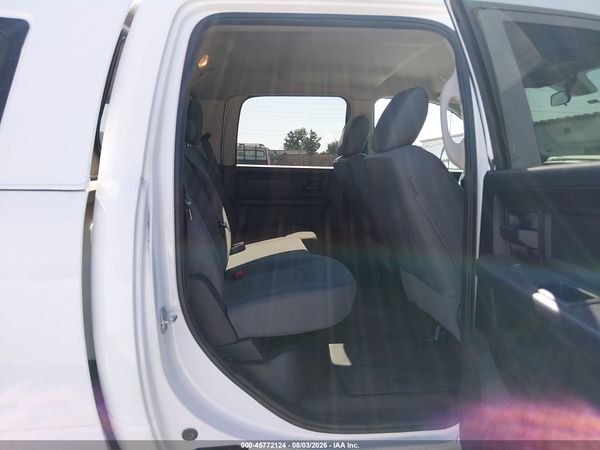 2017 RAM 3500 TRADESMAN  4X4 8' BOX