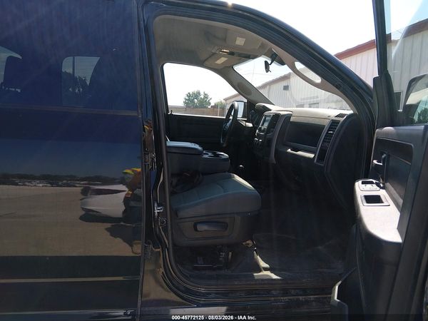 2018 RAM 2500 TRADESMAN  4X4 8' BOX