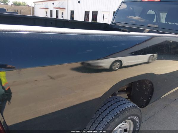 2018 RAM 2500 TRADESMAN  4X4 8' BOX