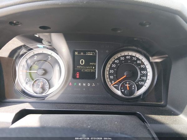 2017 RAM 3500 TRADESMAN  4X4 8' BOX