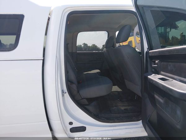 2017 RAM 3500 TRADESMAN  4X4 8' BOX