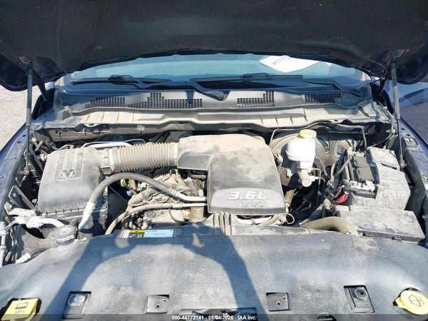 2019 RAM 1500 CLASSIC TRADESMAN  4X4 8' BOX