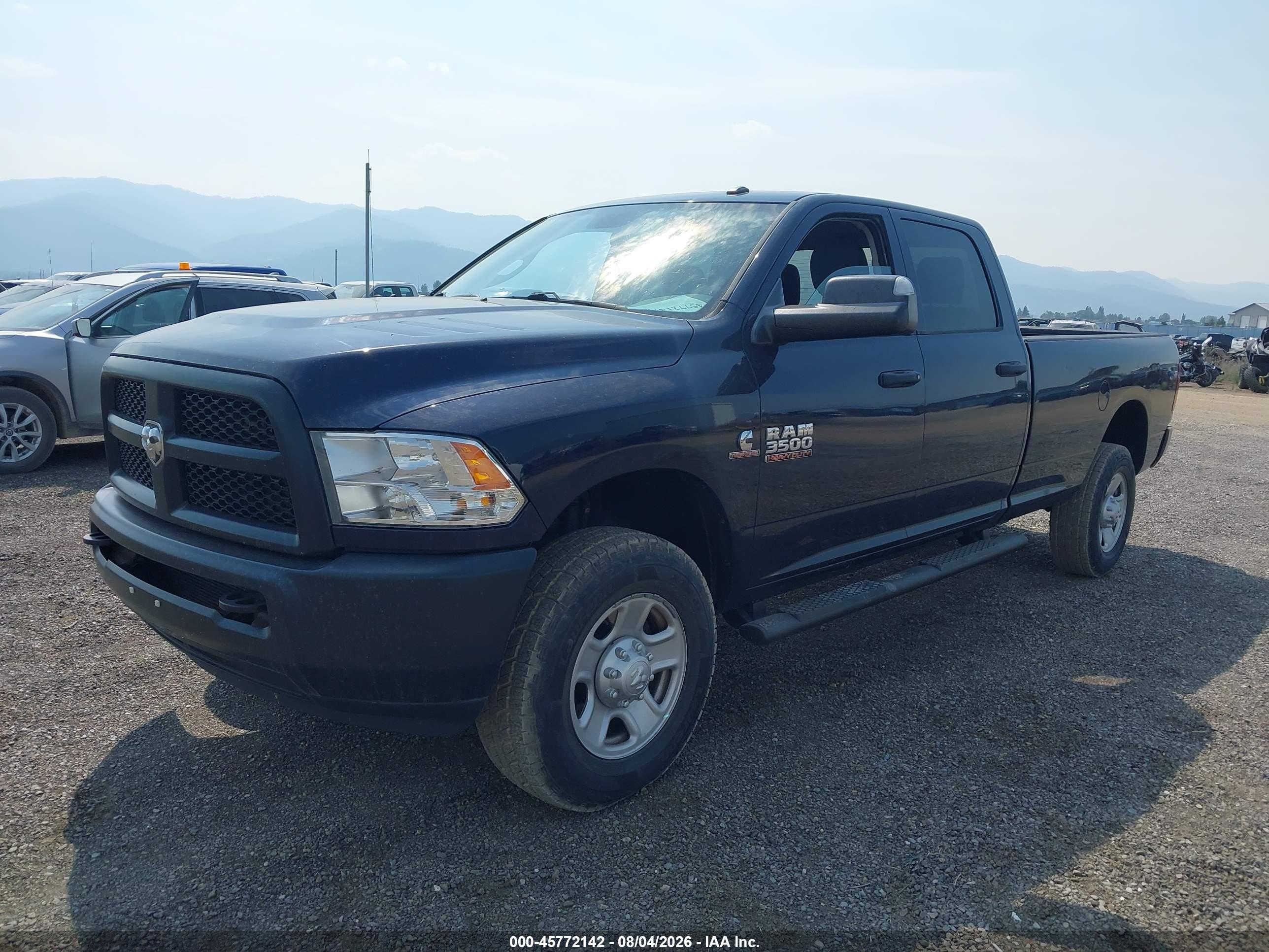 2017 RAM 3500 TRADESMAN  4X4 8' BOX