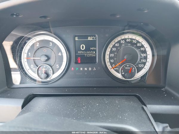 2017 RAM 3500 TRADESMAN  4X4 8' BOX