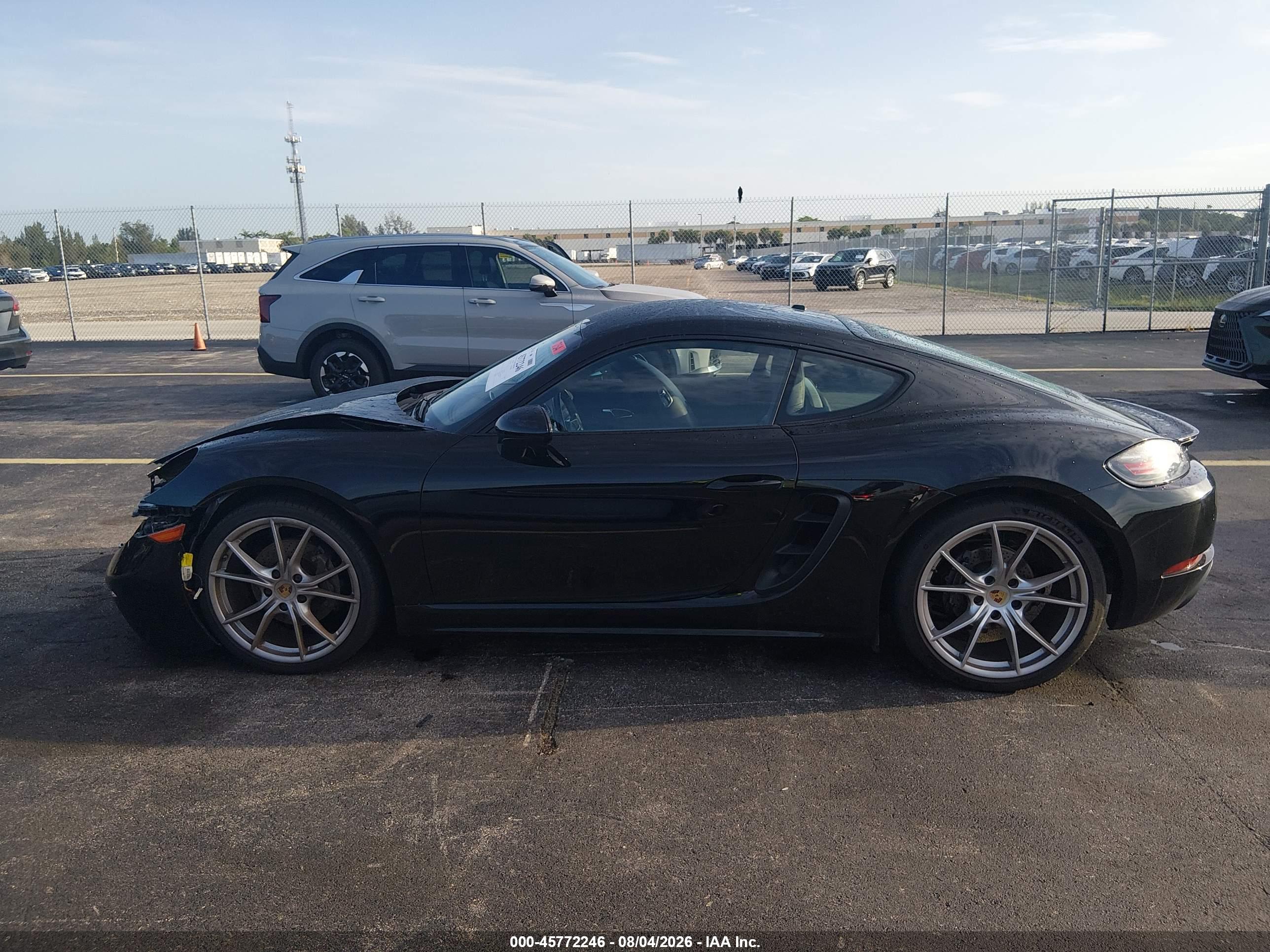 2018 PORSCHE 718 CAYMAN