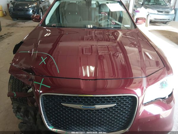 2017 CHRYSLER 300 LIMITED AWD