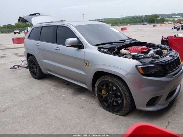 2016 JEEP GRAND CHEROKEE SRT-8