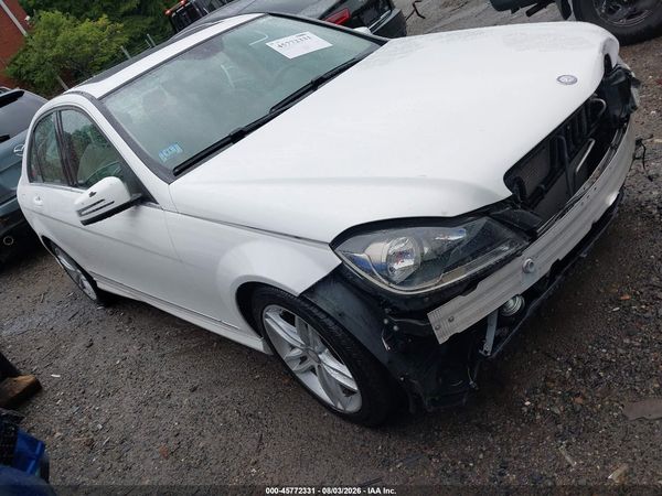 2014 MERCEDES-BENZ C 300 SPORT 4MATIC