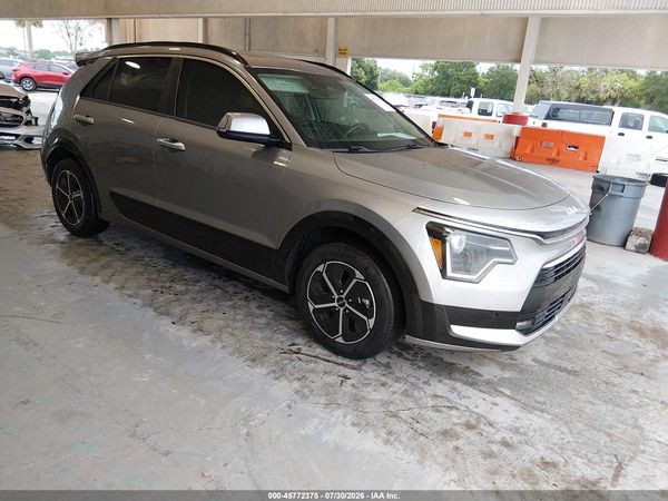 2023 KIA NIRO SX