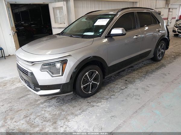 2023 KIA NIRO SX