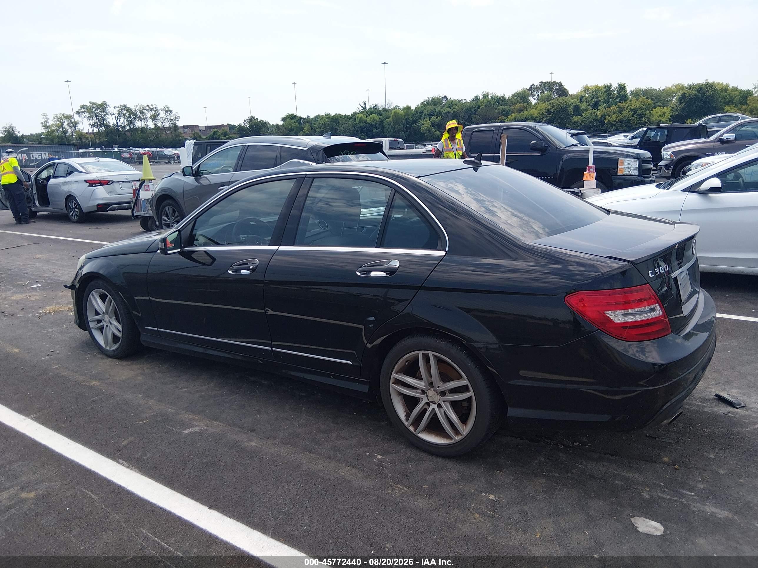 2013 MERCEDES-BENZ C 300 SPORT 4MATIC