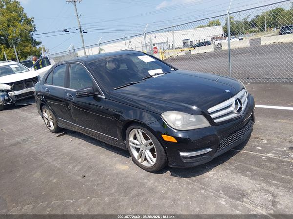 2013 MERCEDES-BENZ C 300 SPORT 4MATIC