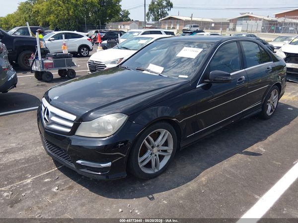 2013 MERCEDES-BENZ C 300 SPORT 4MATIC