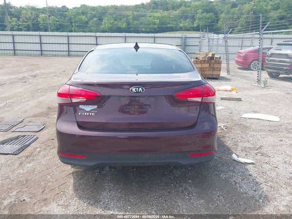 2017 KIA FORTE LX