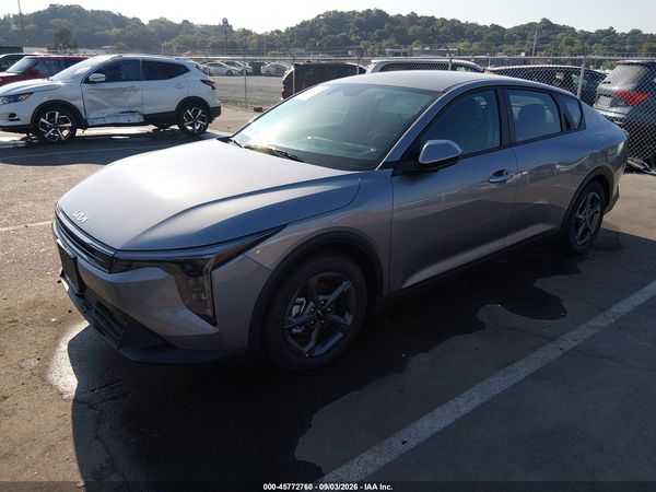 2026 KIA K4 — I2