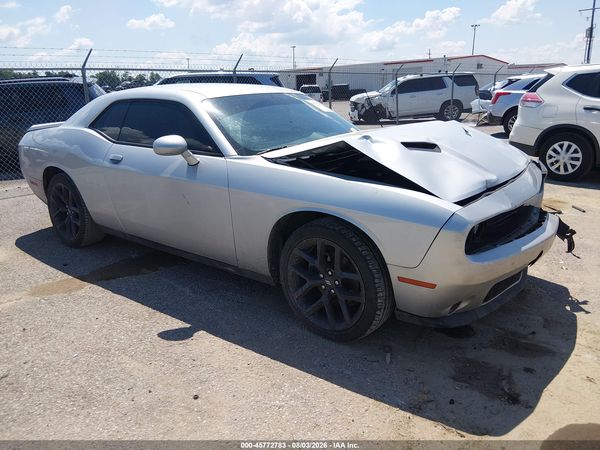 2022 DODGE CHALLENGER SXT