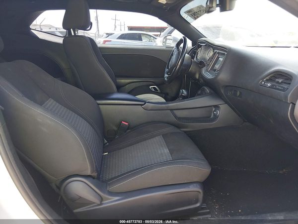 2022 DODGE CHALLENGER SXT