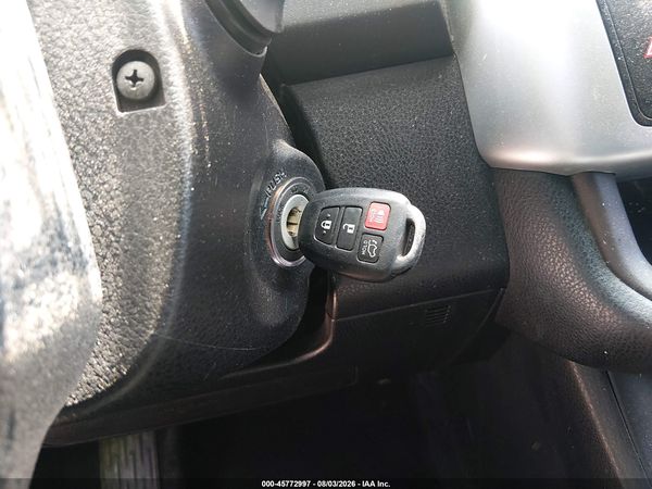2017 TOYOTA HIGHLANDER LE PLUS