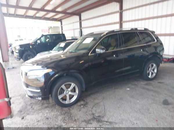 2017 VOLVO XC90 T5 MOMENTUM