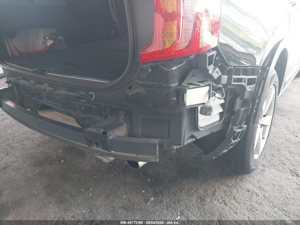 2017 VOLVO XC90 T5 MOMENTUM