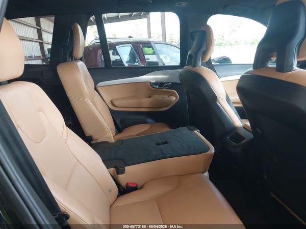 2017 VOLVO XC90 T5 MOMENTUM