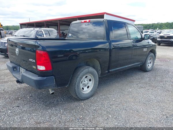 2017 RAM 1500 TRADESMAN  4X4 5'7 BOX