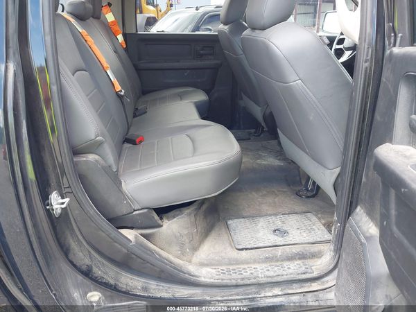 2017 RAM 1500 TRADESMAN  4X4 5'7 BOX