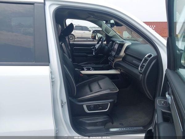 2022 RAM 1500 LARAMIE  4X4 5'7 BOX