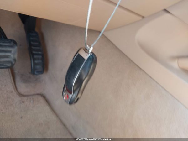 2014 PORSCHE CAYENNE