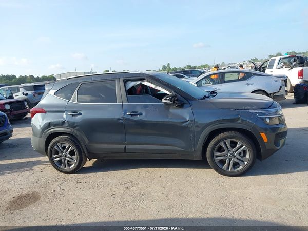 2023 KIA SELTOS S