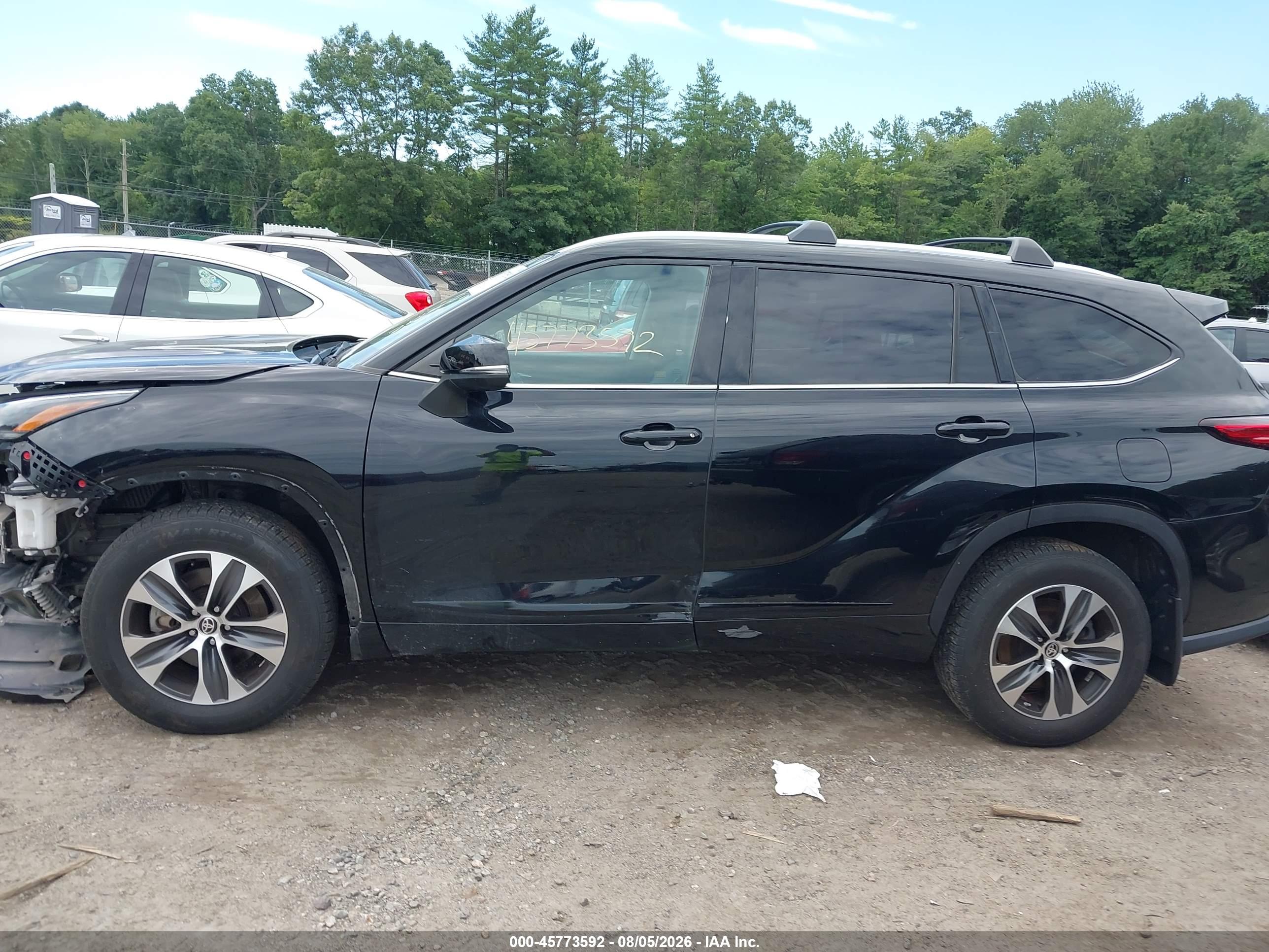 2021 TOYOTA HIGHLANDER HYBRID XLE